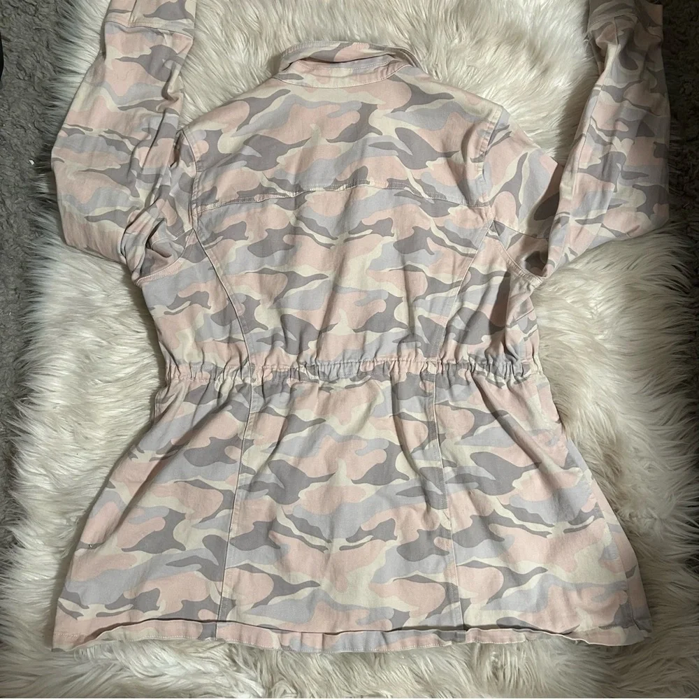 Torrid pink Camo jacket. - Picture 8 of 11